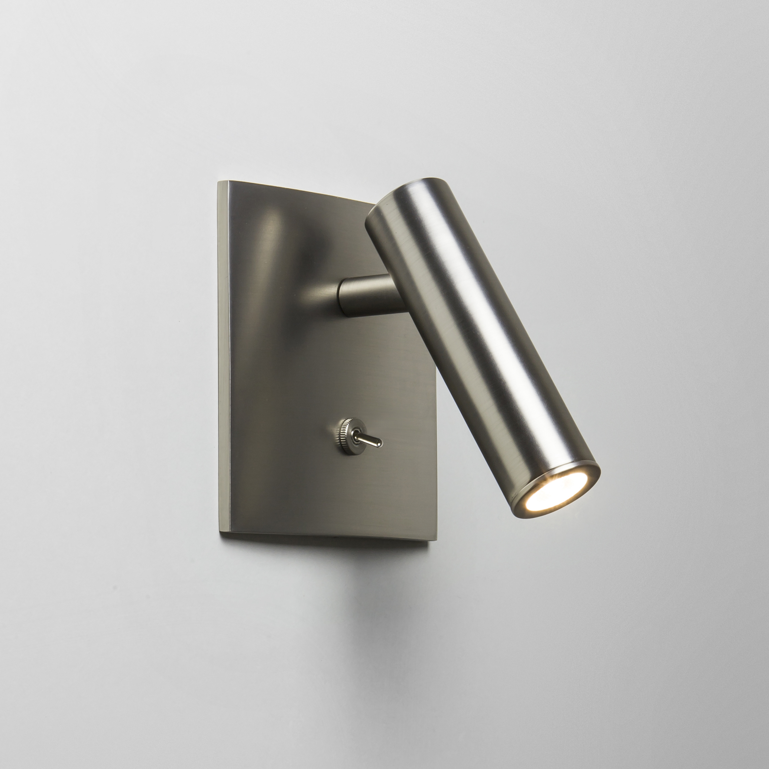 Enna Square Switched LED WL 2700K mat nikkel