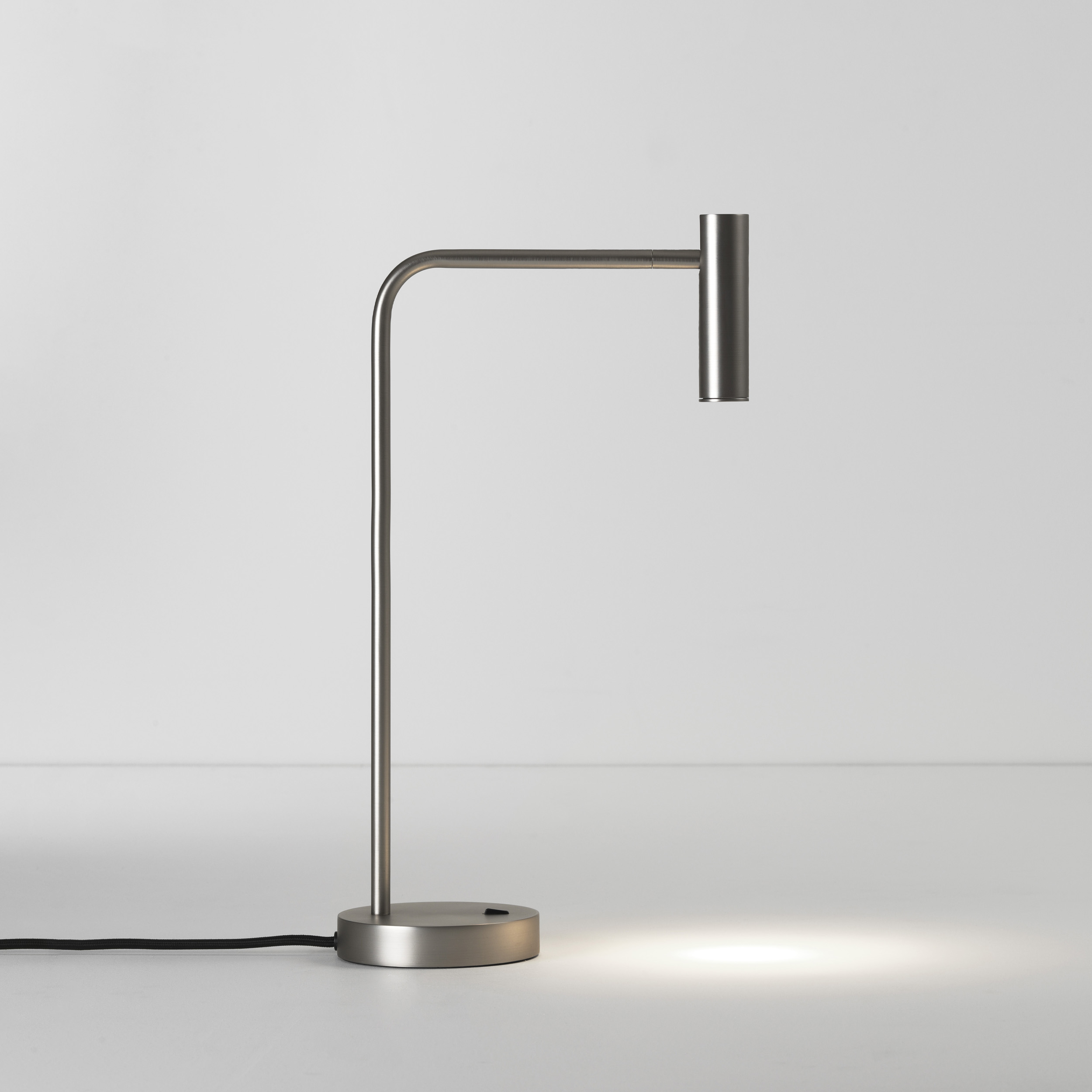 Enna Desk LED TL 2700K mat nikkel