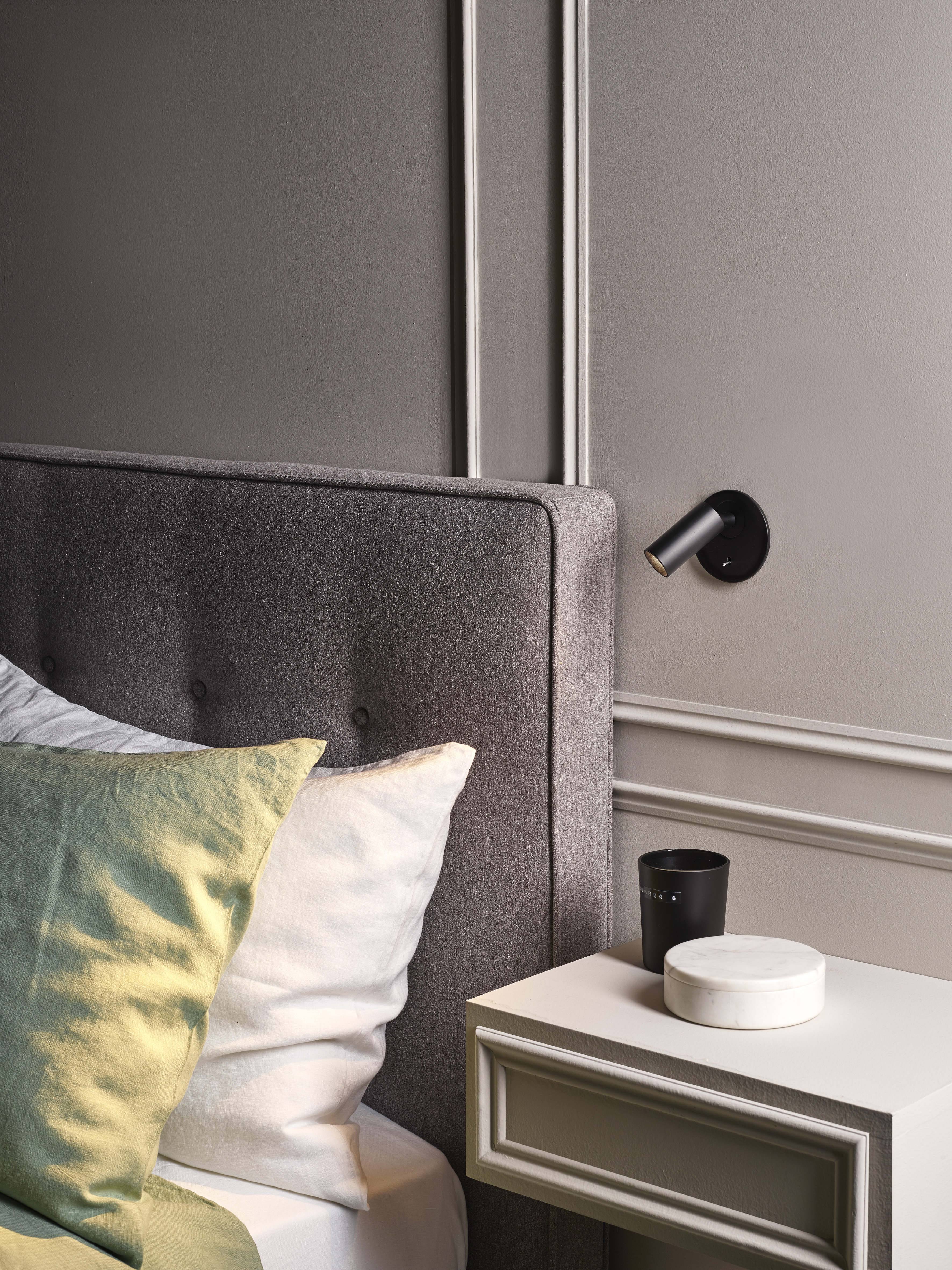 Micro Recess Switched LED IWL 2700K mat zwart
