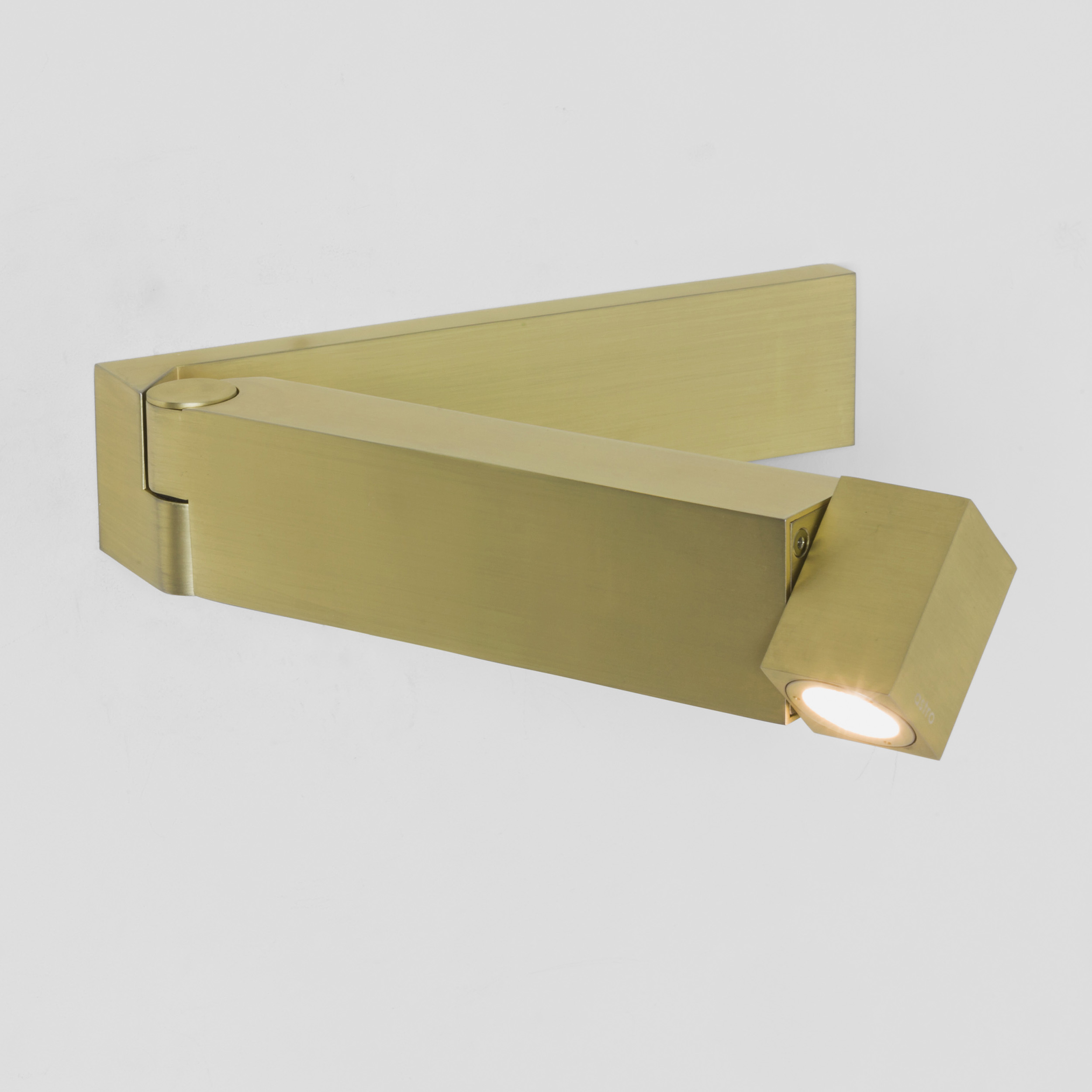 Tosca LED WL 2700K mat goud